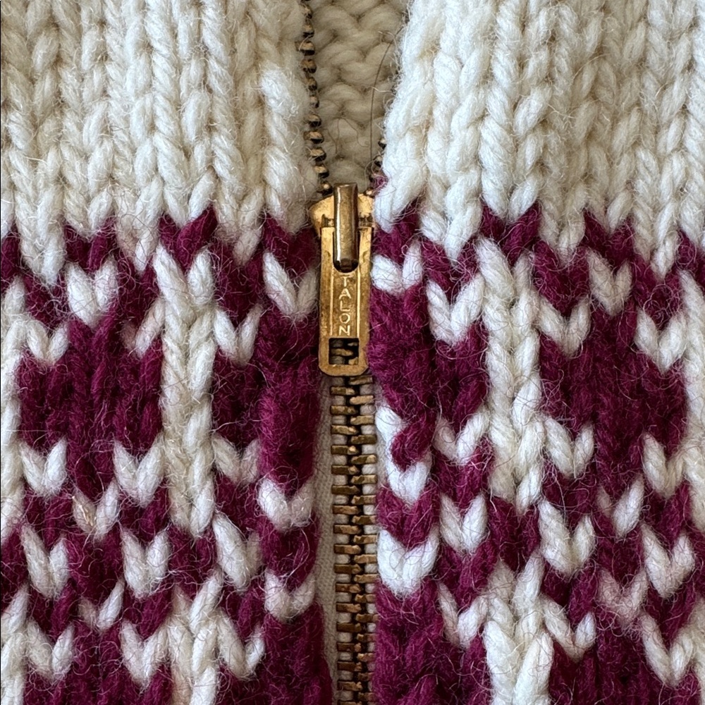 VTG Mary Maxim 1960s Handknit Cardigan - Picture 3 of 11